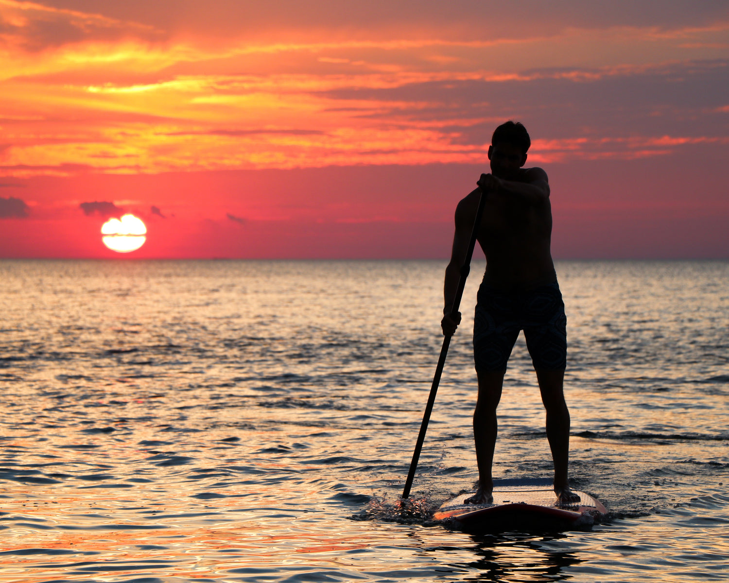 10 Places to Go Paddleboarding in Hawaii: These Are The Best Spots!